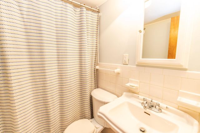 30 Sunset Trail, Portage, IN 46368