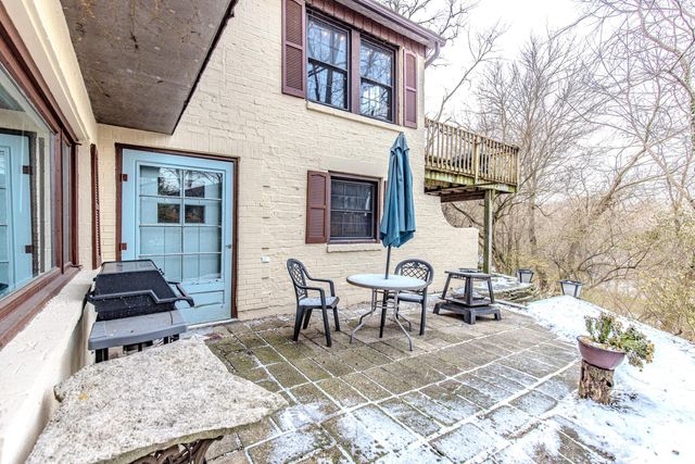 30 Sunset Trail, Portage, IN 46368