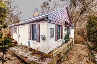 30 Sunset Trail, Portage, IN 46368