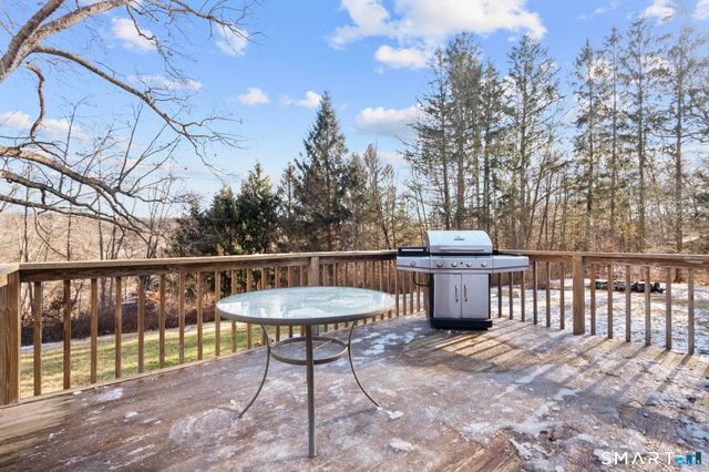 65 Weekeepeemee Road, Bethlehem, CT 06751