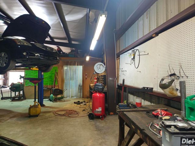 271 Winningham Road, Summerville, SC 29483