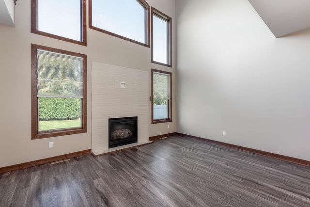 814 Pinnacle Path, Mankato, MN 56001