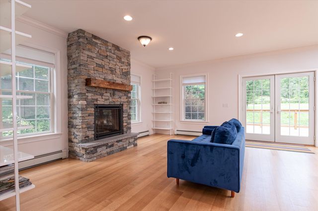 153 Westminster Road, Putney, VT 05346