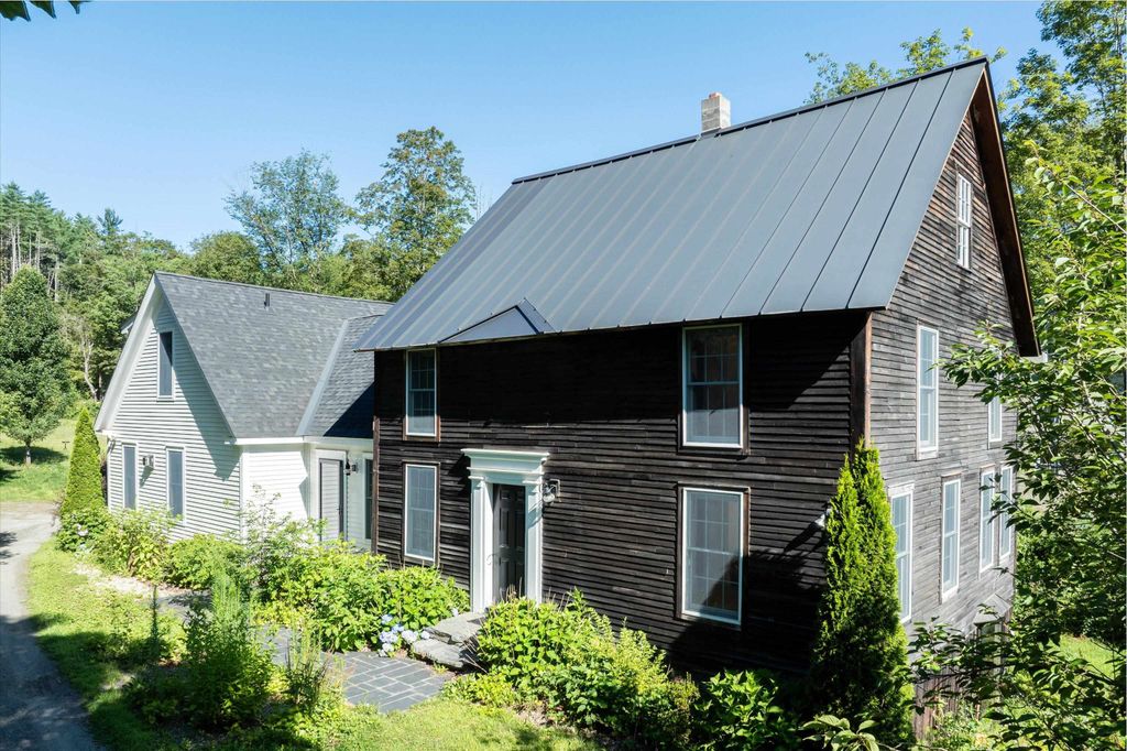 153 Westminster Road, Putney, VT 05346