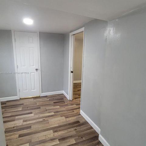 3003 NW 45th St A, Miami, FL 33142