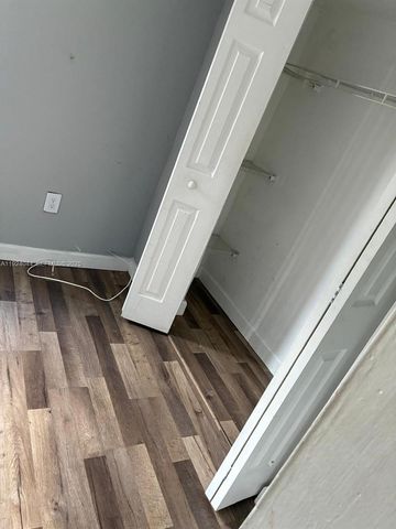 3003 NW 45th St A, Miami, FL 33142