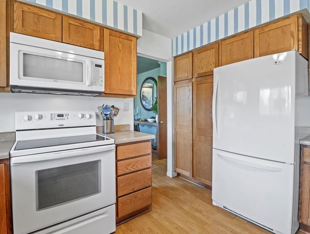 1074 Tinkham Trail, Baraboo, WI 53913