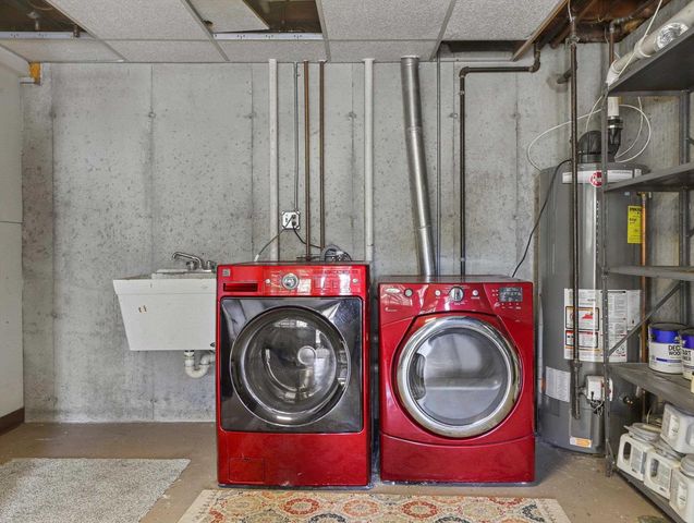 1074 Tinkham Trail, Baraboo, WI 53913