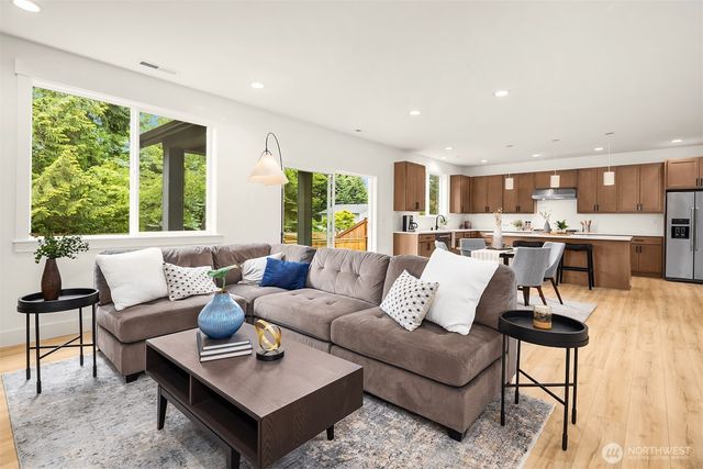 10668 SE 170th Place, Renton, WA 98055