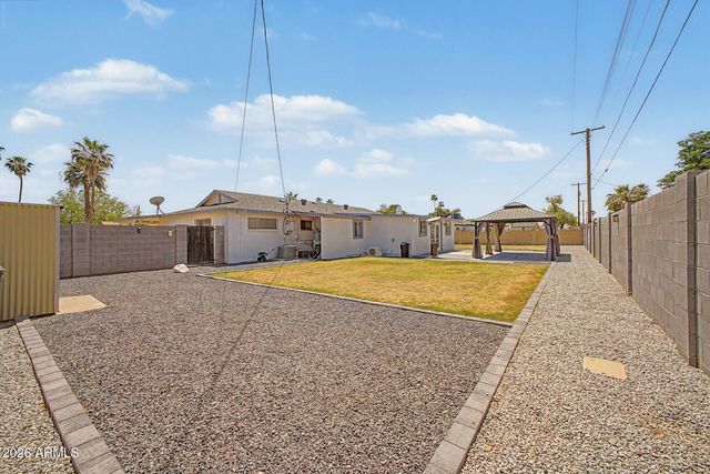 1522 W LAWRENCE Lane, Phoenix, AZ 85021