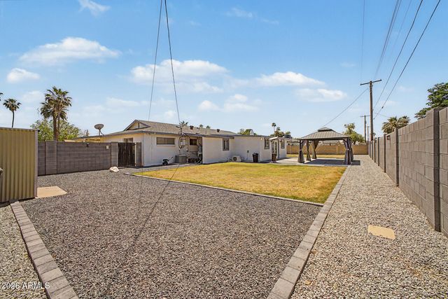1522 W LAWRENCE Lane, Phoenix, AZ 85021
