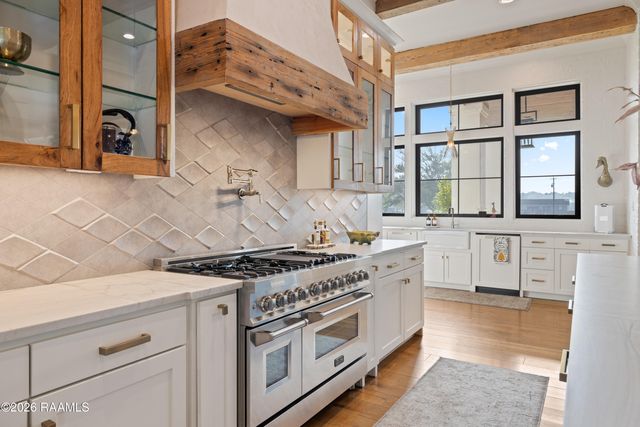 801 Breaux Road, Lafayette, LA 70506