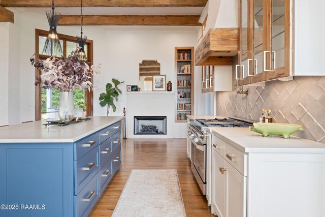 801 Breaux Road, Lafayette, LA 70506