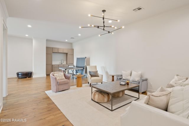 801 Breaux Road, Lafayette, LA 70506