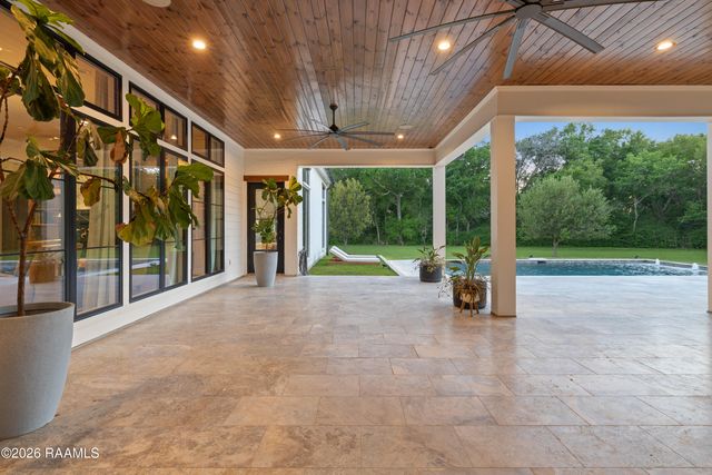 801 Breaux Road, Lafayette, LA 70506