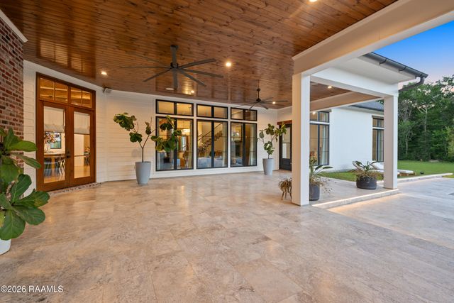 801 Breaux Road, Lafayette, LA 70506