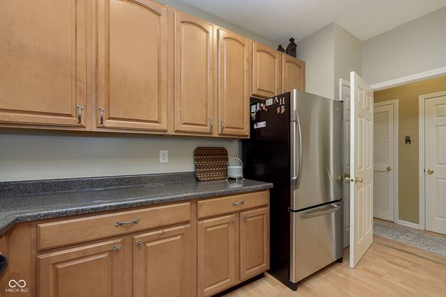 5225 Dunewood Way, Avon, IN 46123