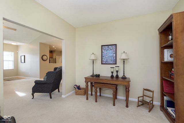 5225 Dunewood Way, Avon, IN 46123