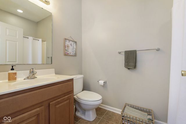 5225 Dunewood Way, Avon, IN 46123