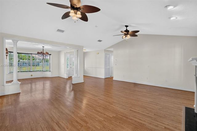 1728 NW 20th Street, Homestead, FL 33030