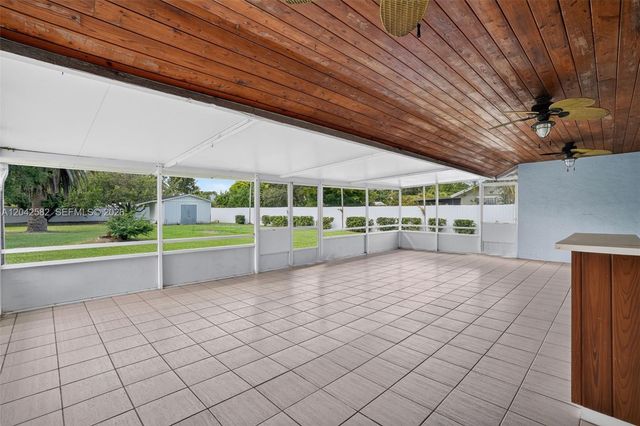 1728 NW 20th Street, Homestead, FL 33030
