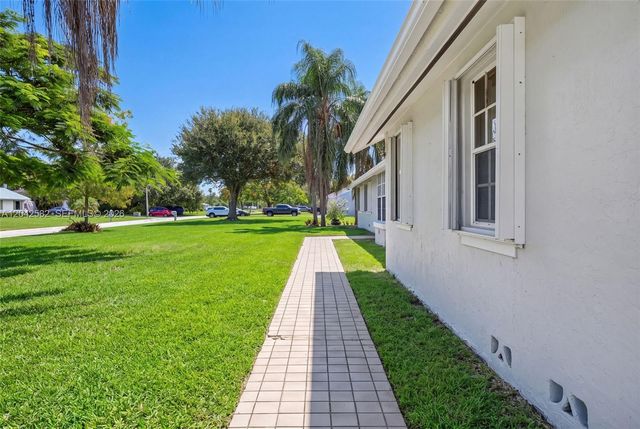 1728 NW 20th Street, Homestead, FL 33030