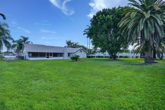 1728 NW 20th Street, Homestead, FL 33030