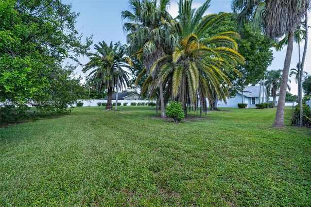 1728 NW 20th Street, Homestead, FL 33030