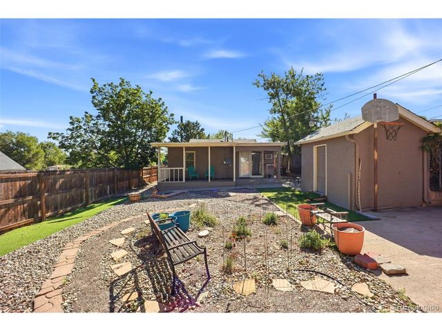 665 Perry St, Denver, CO 80204