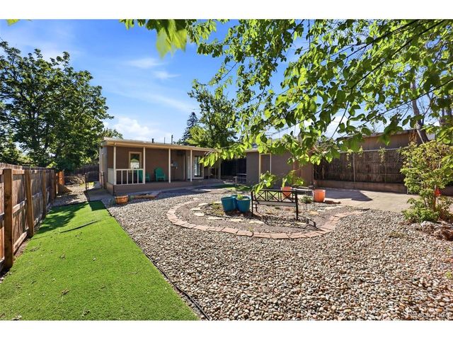 665 Perry St, Denver, CO 80204