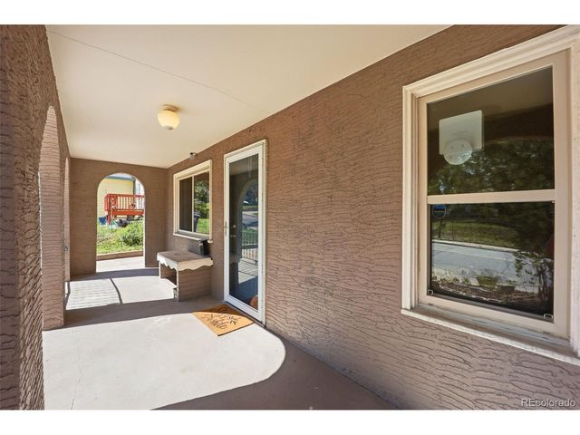665 Perry St, Denver, CO 80204