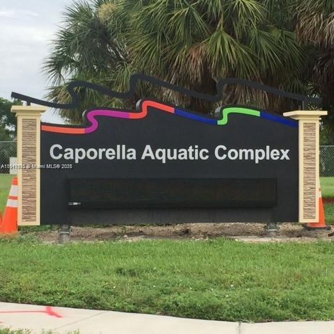 9247 Chambers St, Tamarac, FL 33321