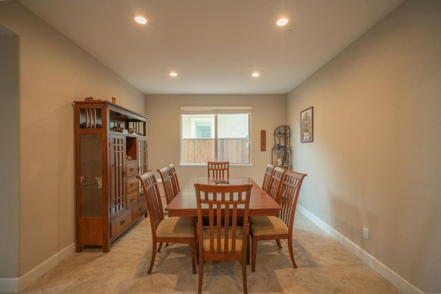 2640 Tiffany St, Lodi, CA 95242