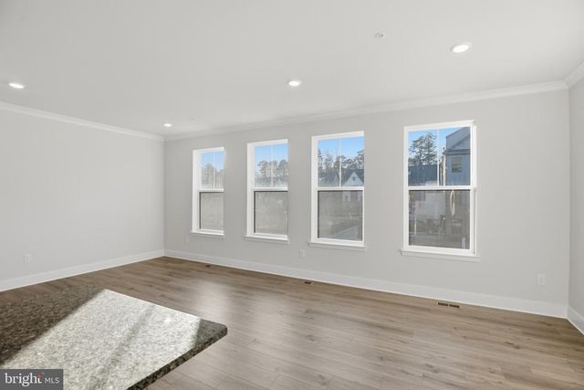 1358 CRESTED WOOD DR, Laurel, MD 20724