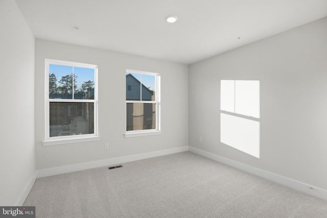 1358 CRESTED WOOD DR, Laurel, MD 20724