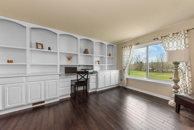 6801 N Meadows Way, Webster Twp, MI 48130