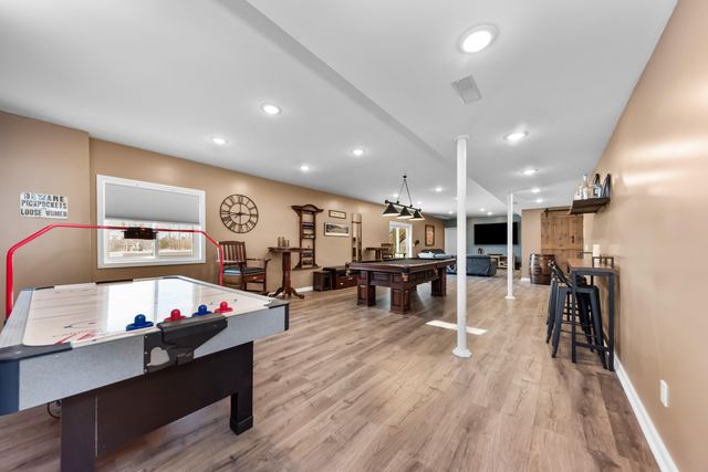 6801 N Meadows Way, Webster Twp, MI 48130