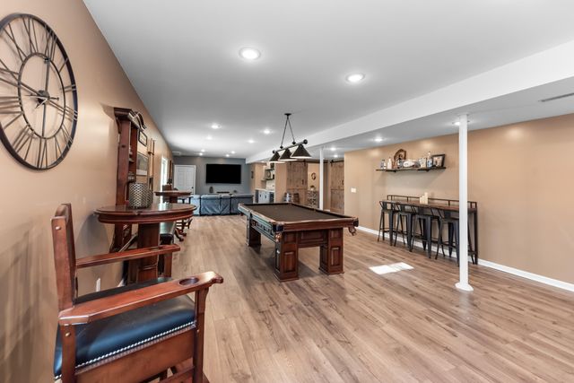 6801 N Meadows Way, Webster Twp, MI 48130
