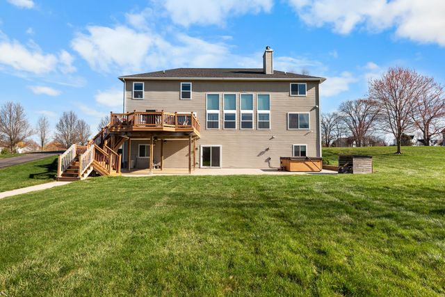 6801 N Meadows Way, Webster Twp, MI 48130