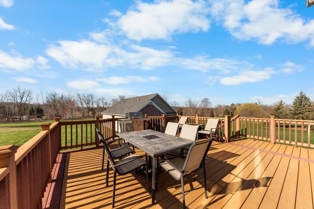 6801 N Meadows Way, Webster Twp, MI 48130