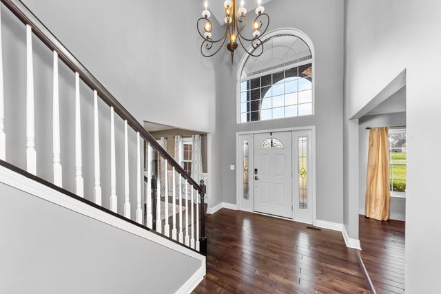 6801 N Meadows Way, Webster Twp, MI 48130