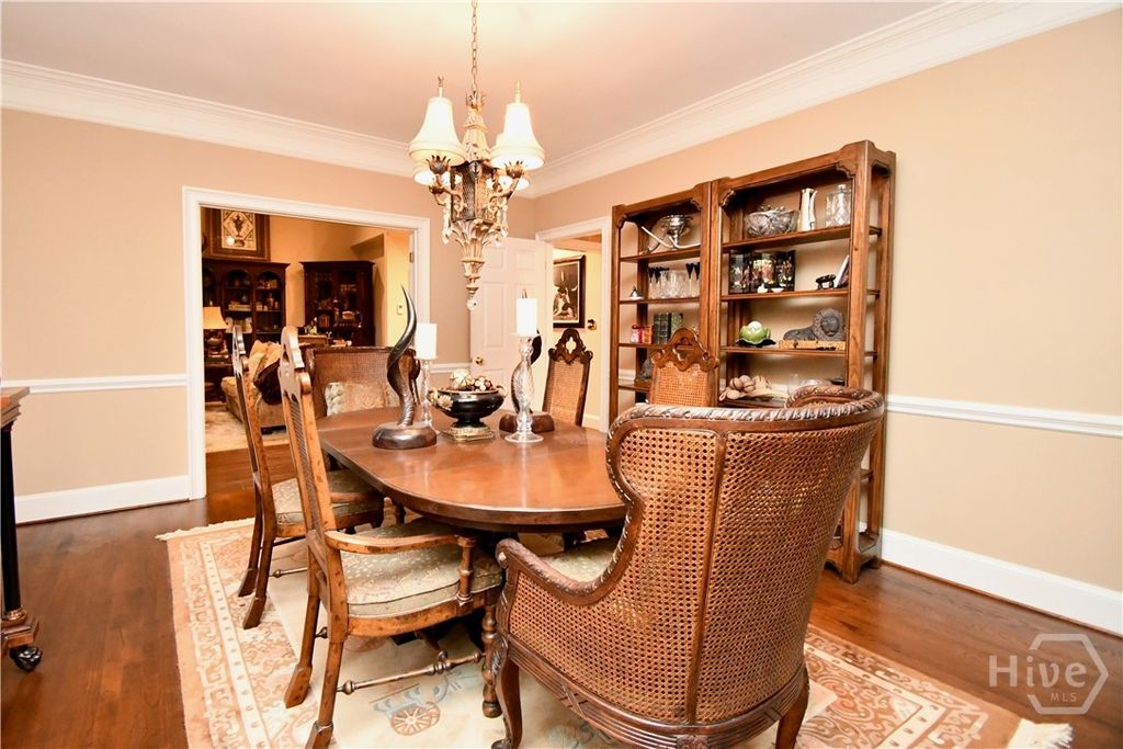 Image 10 of property listing at 114 Telfair Place, Athens, GA 30606