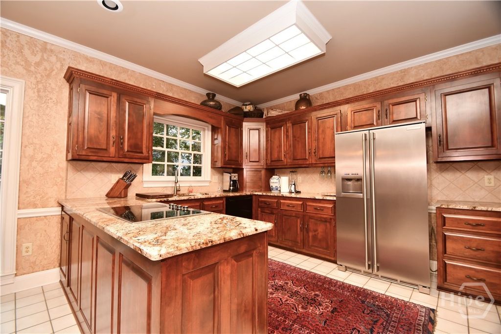 Image 15 of property listing at 114 Telfair Place, Athens, GA 30606