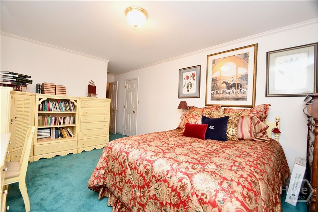 Image 38 of property listing at 114 Telfair Place, Athens, GA 30606