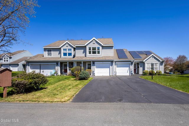 4 Justine Court, East Greenbush, NY 12144