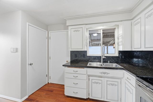 1403 E Gordon Ct, Spokane, WA 99207