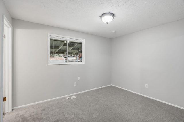 1403 E Gordon Ct, Spokane, WA 99207