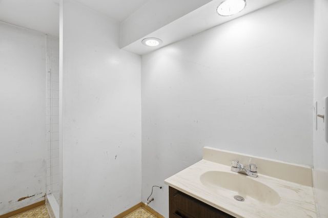 1403 E Gordon Ct, Spokane, WA 99207