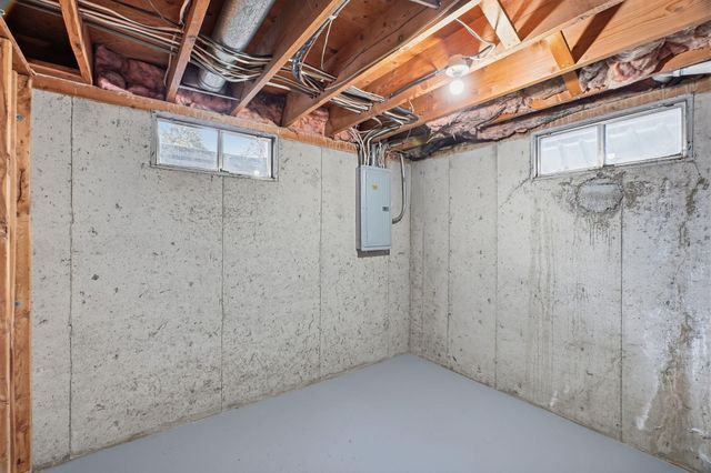 1403 E Gordon Ct, Spokane, WA 99207