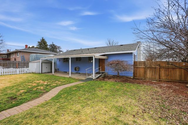 1403 E Gordon Ct, Spokane, WA 99207